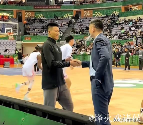 曾繁日三双同曦负广东 崔永熙23分广州胜福建